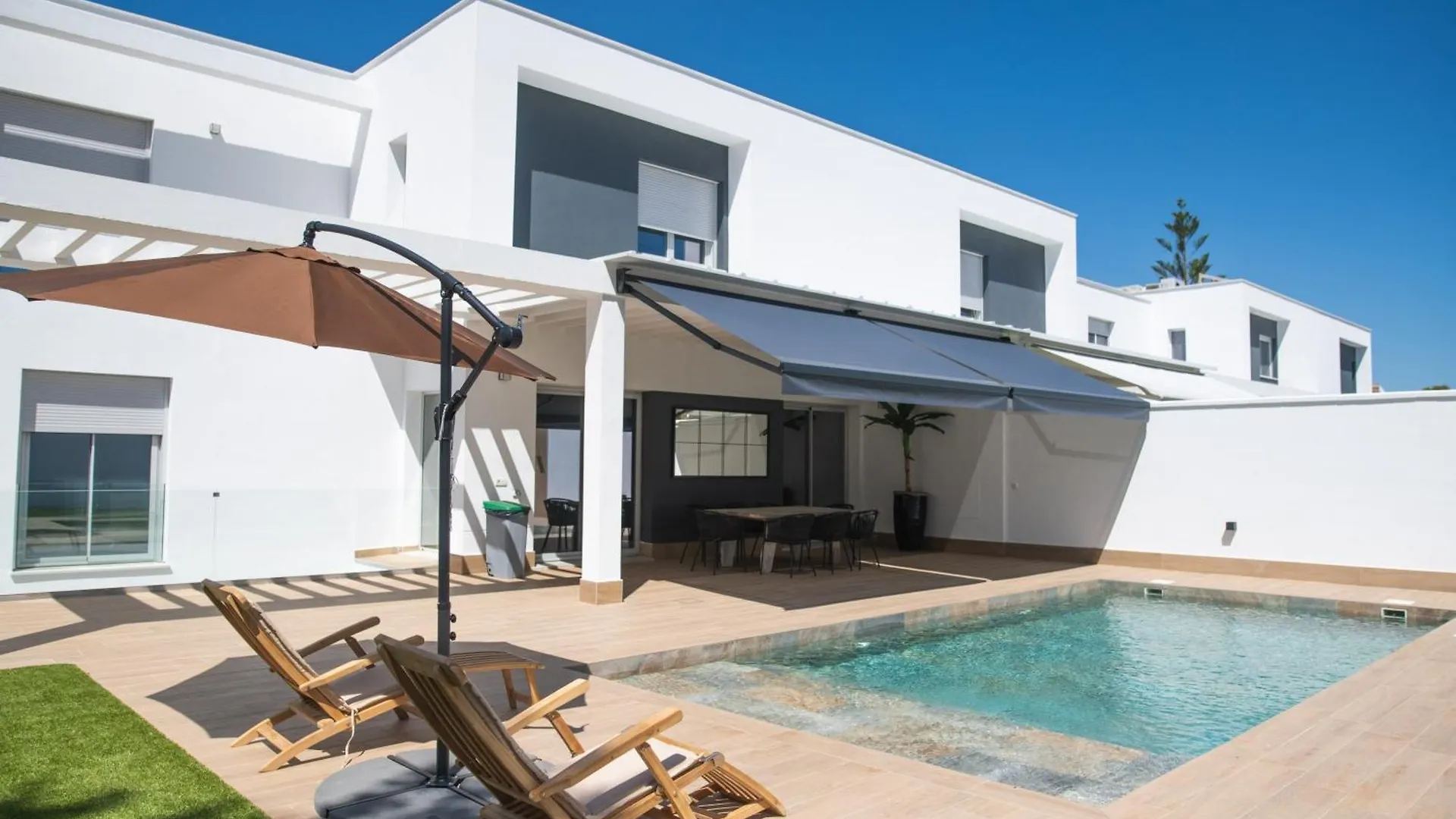 Villa Lola El Puerto de Santa Maria 0*,  Spain